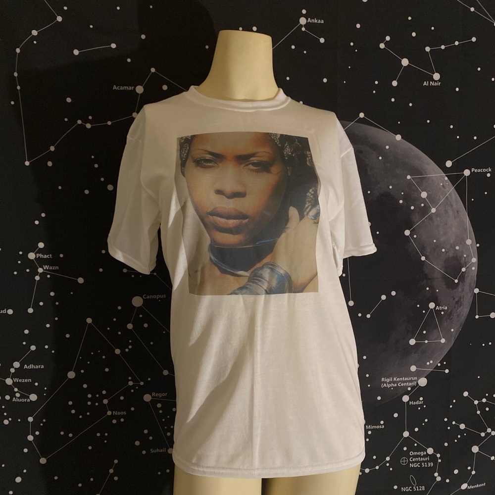 Erykah Badu graphic tee.